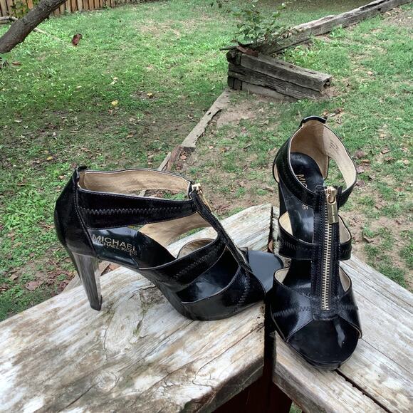 Michael Kors Black Patent Leather Vixen Heels 4" Chunky Zipper Strappy 9M - Picture 2 of 8